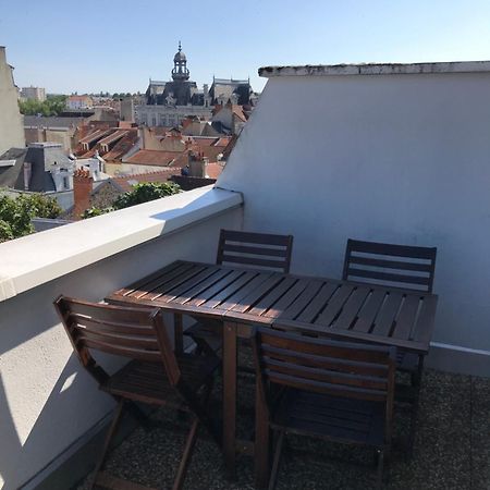 Appartement Avec Vue Panoramique Vichy Bagian luar foto