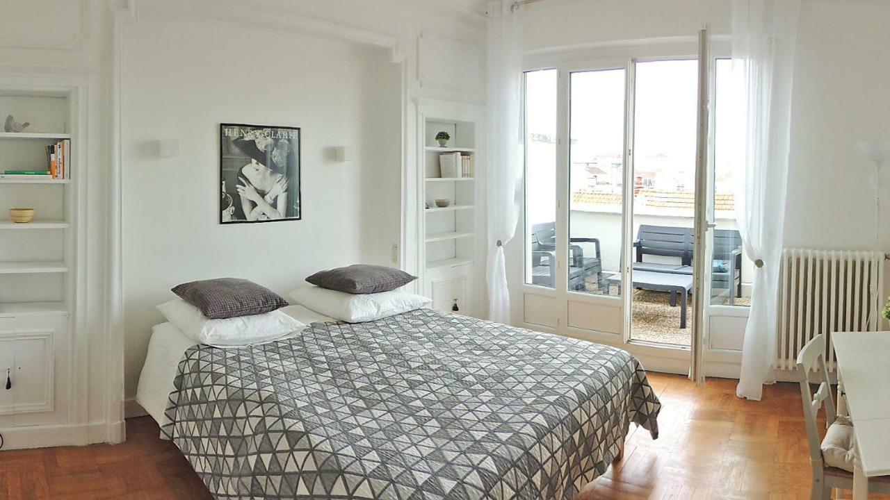 Appartement Avec Vue Panoramique Vichy Bagian luar foto